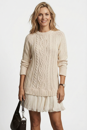 Dilin – Strickkleid Mit Zopfmuster