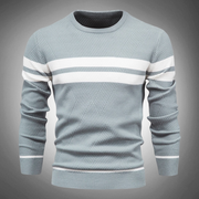 Gestreifter Pullover mit sportlicher Eleganz