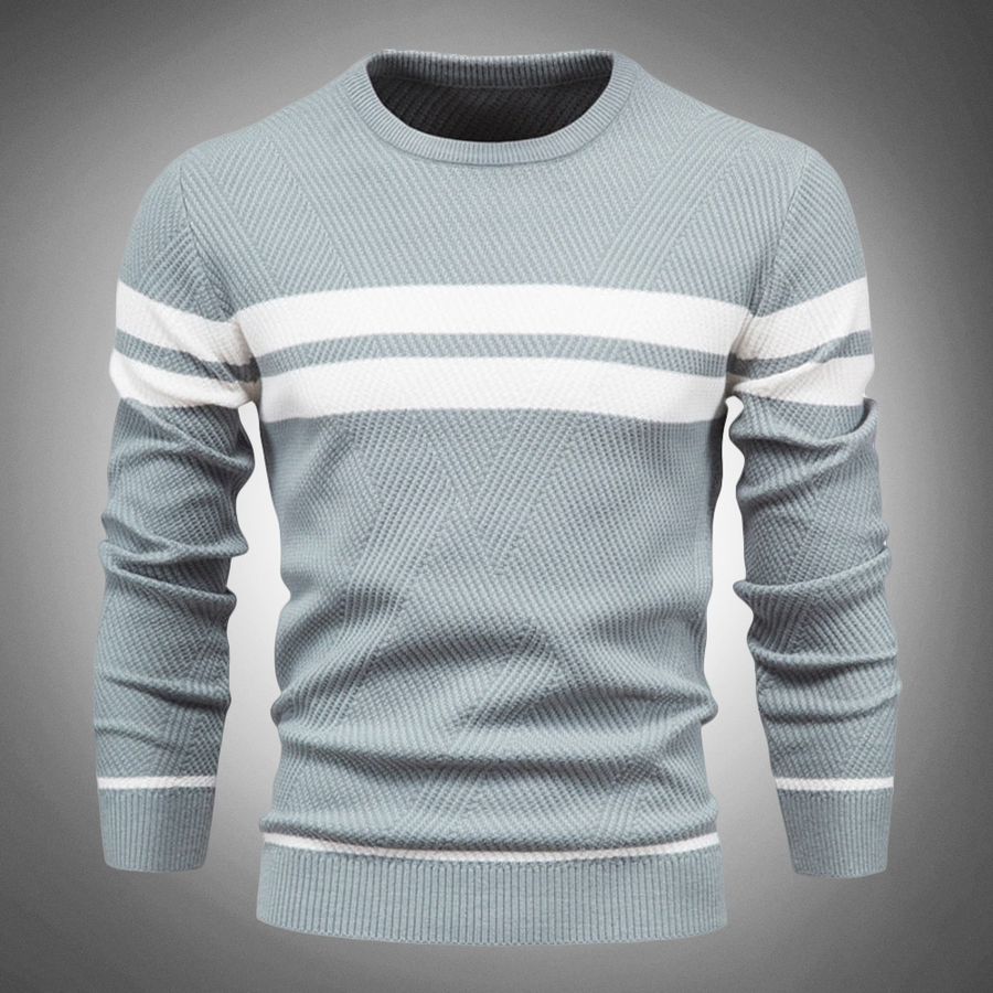 Gestreifter Pullover mit sportlicher Eleganz