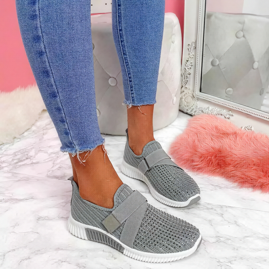 Kinsley - Slip-On Schuhe mit Kristallakzenten