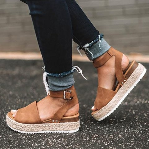 Heidi-Mode | Smart Höhen Stilvolle Sandalen