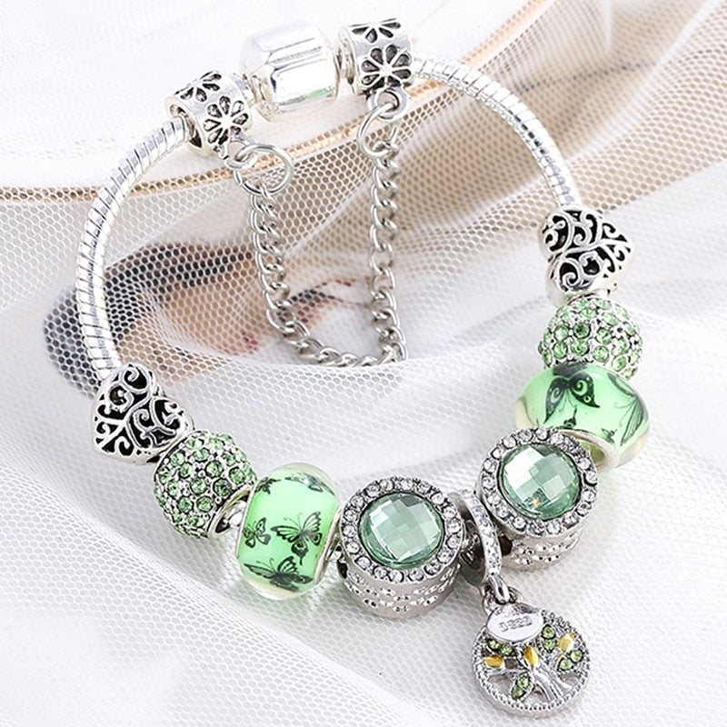 Armband aus Sterlingsilber und grünem Kristall