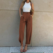Hoch taillierte Hose mit eleganter Silhouette