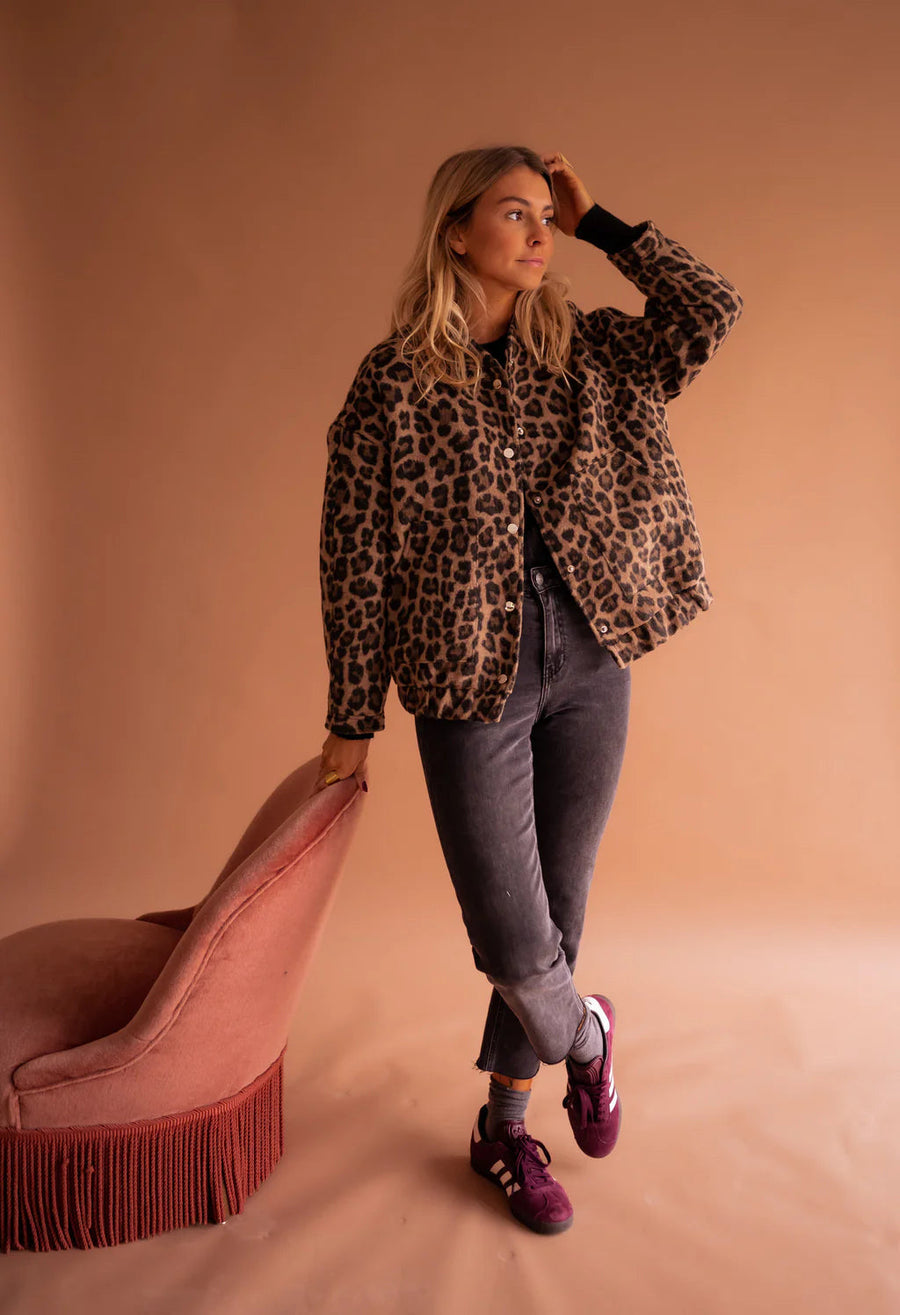 Élodie™  | Veste Bomber Léopard – Confort, Style & Polyvalence