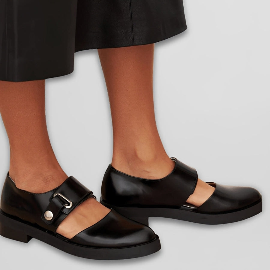 Mya - Lässige Riemchenschuhe mit niedrigem Absatz