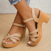Ffion - Stilvolle Chunky Sandalen