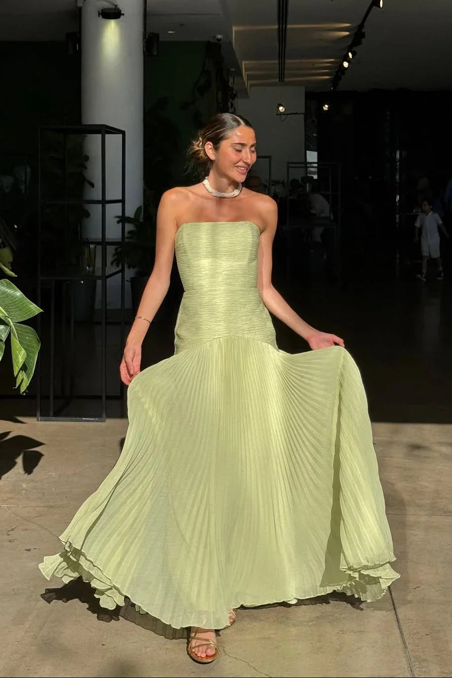Langes grünes Faltenkleid Damen | Elegantes Abendkleid