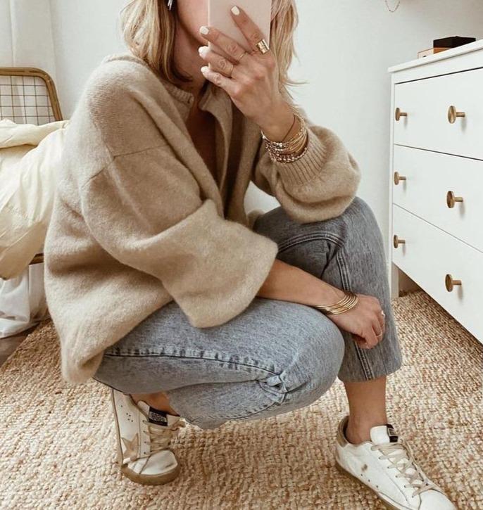 Lässige Strickjacke mit Drop-Schultern für Eleganz