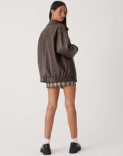 Lederjacke Damen Oversize | Lässiger Schnitt & Bewegungsfreiheit