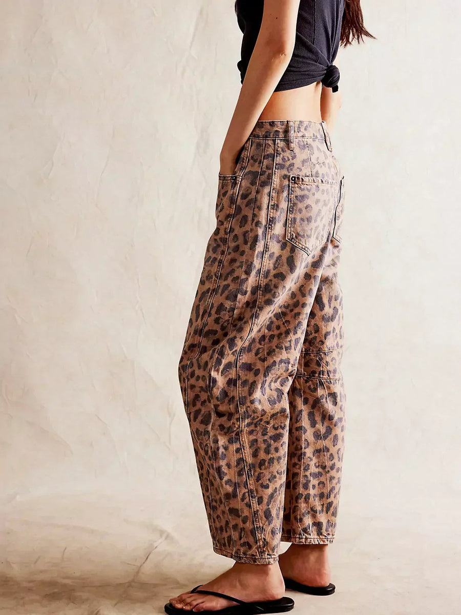 Leoparden Fassjeans für Selbstbewusste Styles