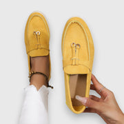 Loafer Damen | Leichter Wildleder-Slipper mit Golddetail & Komfortsohle