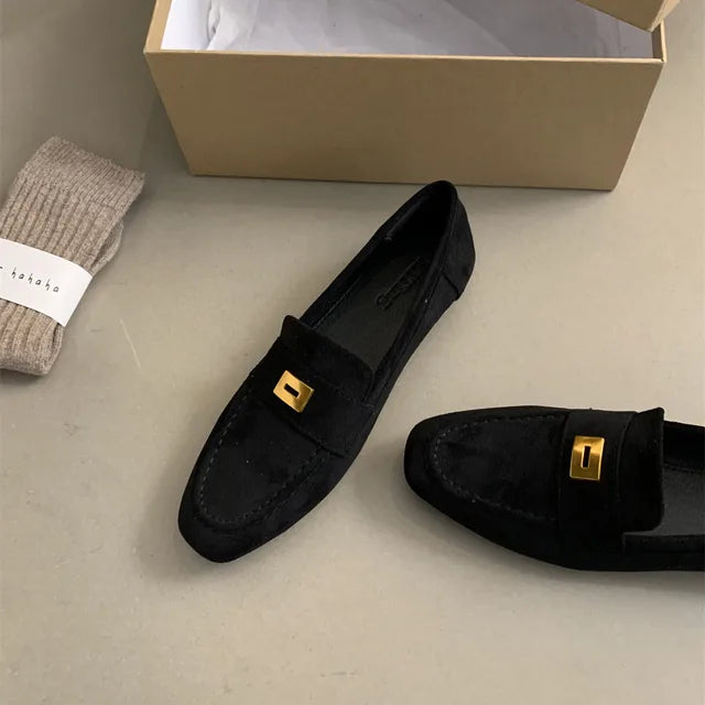 Lina - Britische Schuhe aus leichtem Wildleder