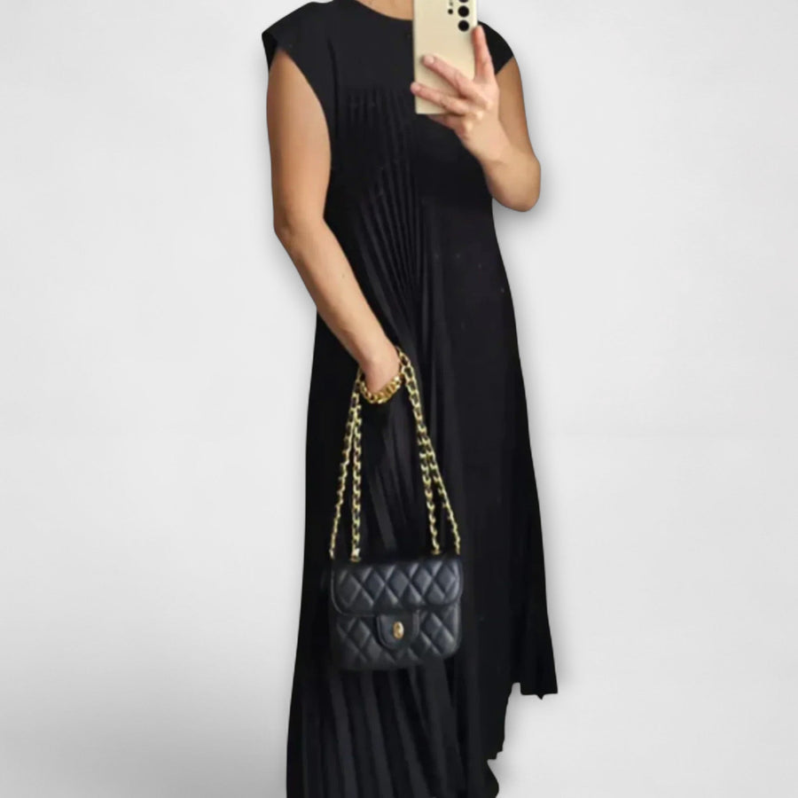 Zairelle – Elegantes Faltenkleid