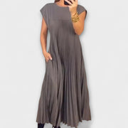 Zairelle – Elegantes Faltenkleid