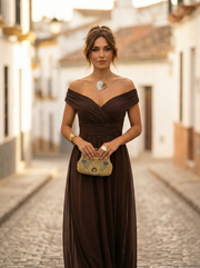 Löwe | Elegantes langes Damenkleid mit V-Ausschnitt