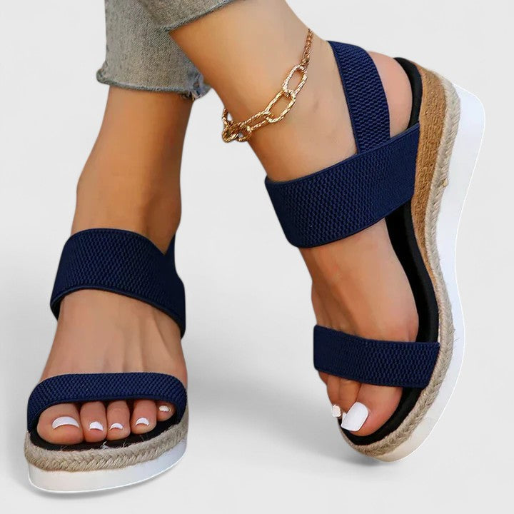 Orthopädische Damensandalen mit Keilabsatz