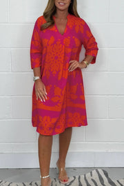 Midikleid Damen | Elegant Ornament-Print & V-Ausschnitt 3/4-Arm