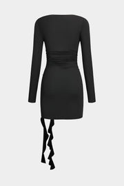 Valeria | Elegantes Schwarzes Langärmliges Minikleid – Figurbetonte Passform mit Drapierung & Rosendetail