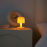 Mini Tischlampe mit USB-Ladestation – Tragbare Tischleuchte für romantisches Ambiente und entspannende Atmosphäre