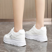 Damen Sportliche Plateau-Sneaker mit dämpfender Sohle und atmungsaktivem Obermaterial