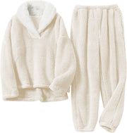 Clara | Damen Lounge-Set modern und klassisch