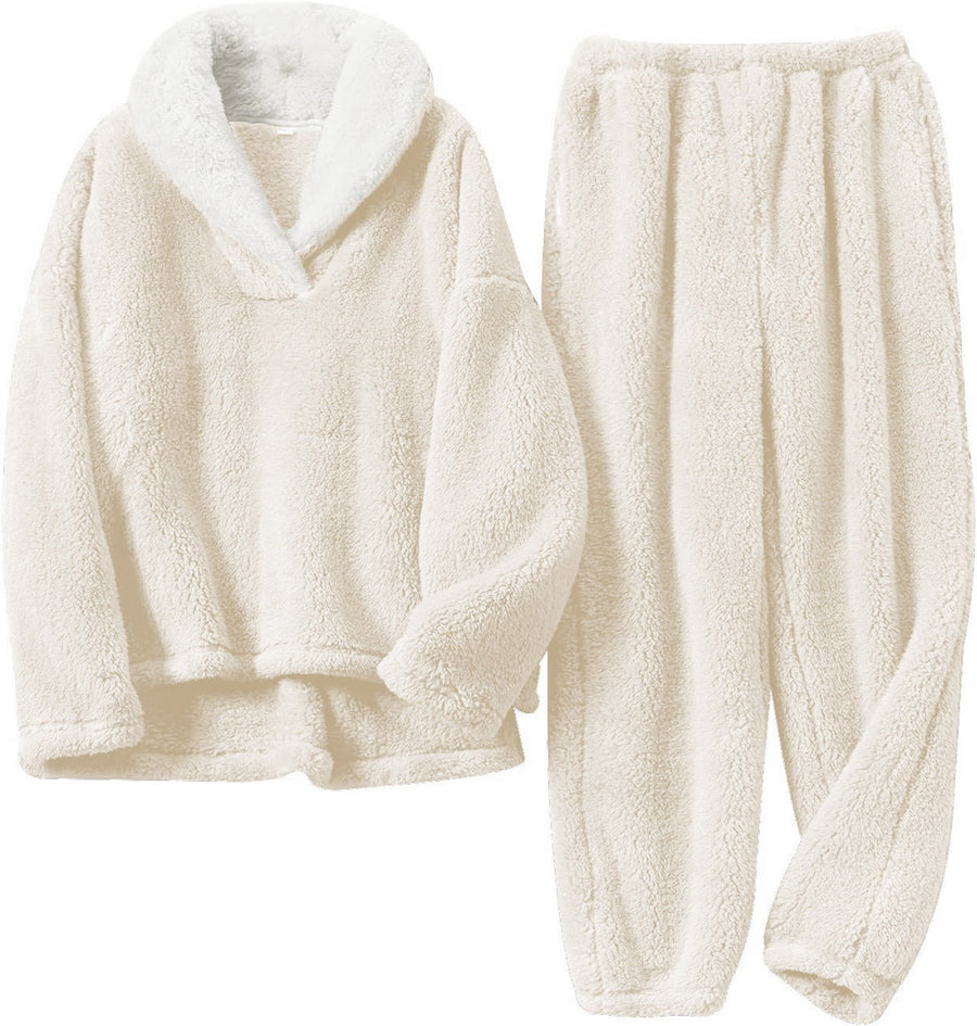 Clara | Damen Lounge-Set modern und klassisch