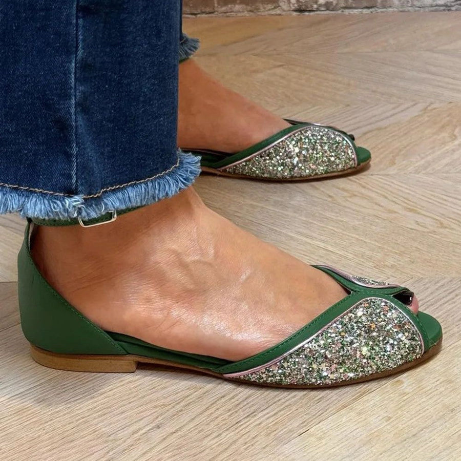 FLACHE SANDALE MIT KNÖCHELRIEMEN