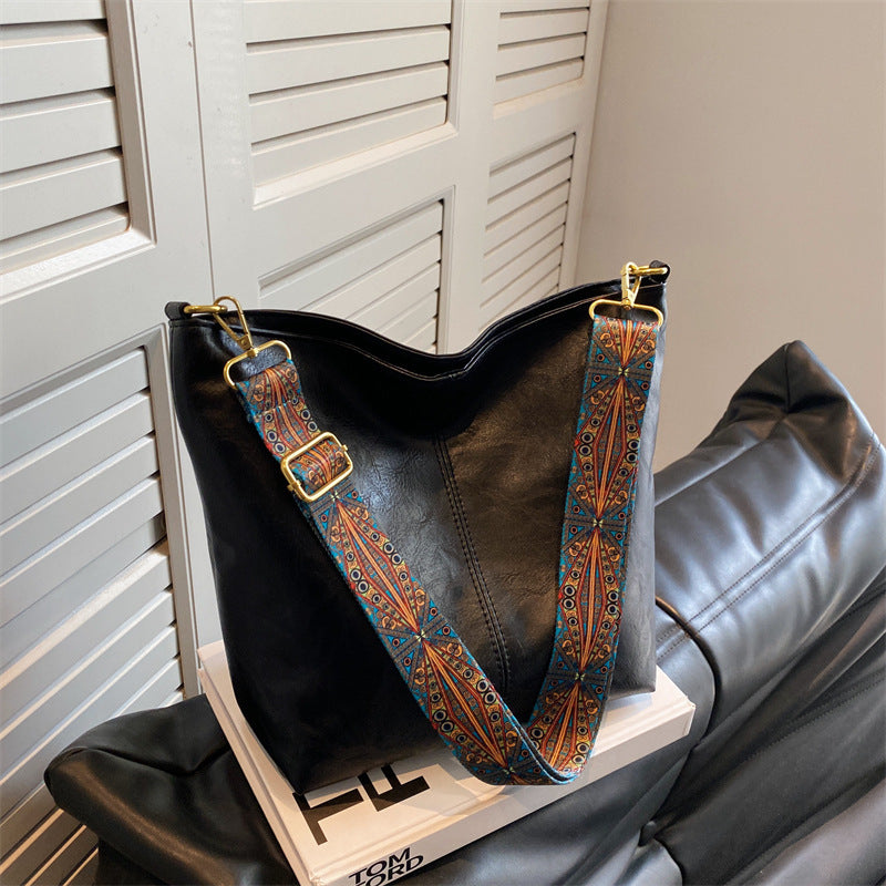 Vintage Eleganz: Stilvolle Kreuztasche für Damen