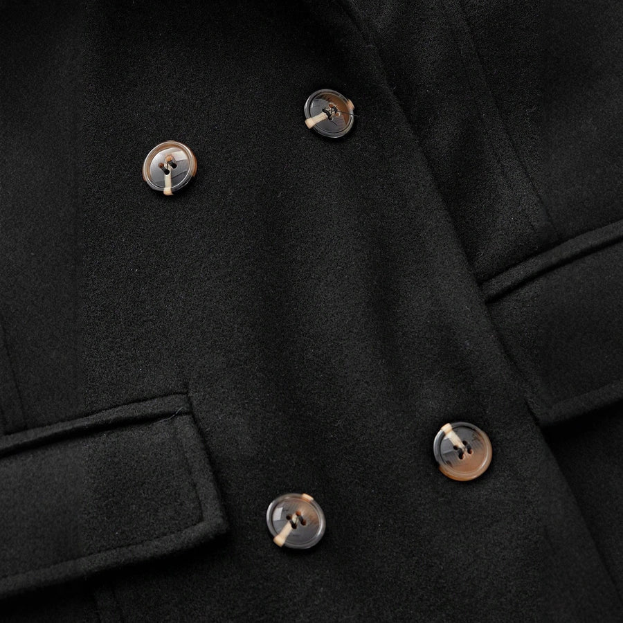 Damen eleganter, taillierter Gehrock mit doppelter Knopfleiste und schickem Revers