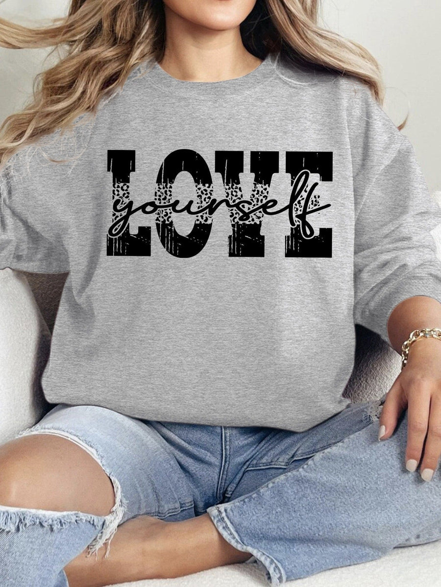 Damen Sweatshirt mit kreativem LOVE-Schriftzug und lässiger Passform
