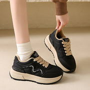Damen Sneakers mit robuster Gummisohle und atmungsaktivem Mesh-Obermaterial