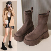 Damen Ankle Boots aus luxuriösem Wildleder mit bequemer leichtgewichtiger Sohle