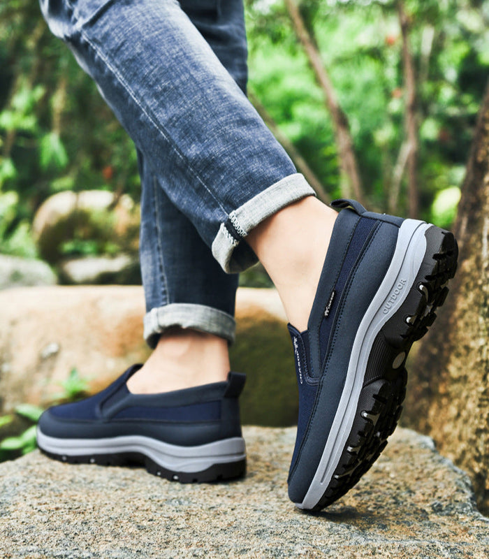 TIMO - BEQUEME SLIPPER FÜR FREIZEIT UND ALLTAG