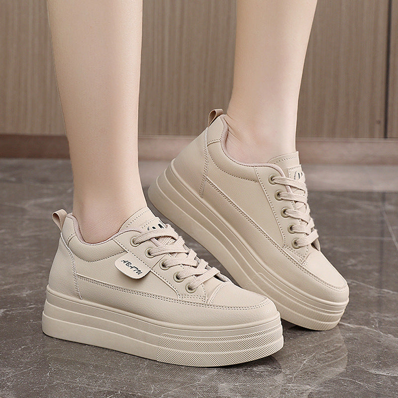 Damen modische Plateau Sneakers mit atmungsaktivem Obermaterial und sportlicher Sohle