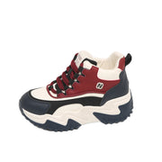 Damen Sportliche High-Top Sneakers mit robustem Profil und dynamischem Design