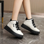 Damen High-Top Sneakers mit gefüttertem Innenbereich und rutschfester Profilsohle