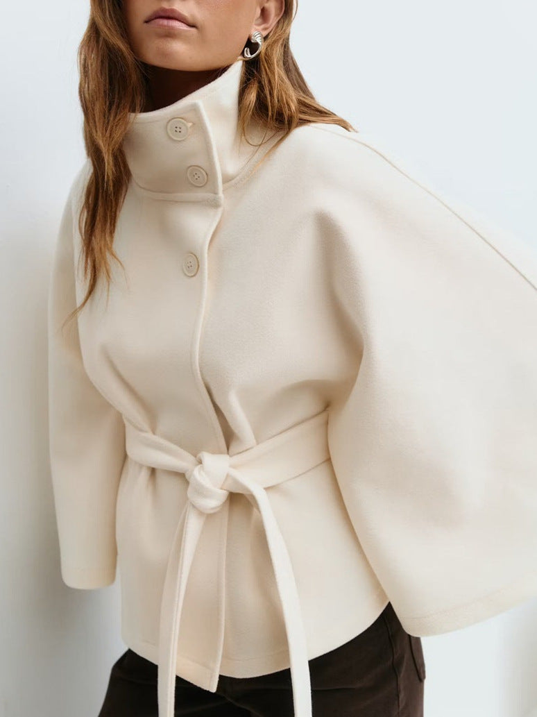 Damen stylische Umhangjacke mit hohem Kragen und Gürtel