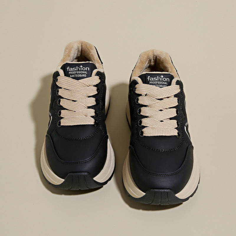 Damen Sneakers mit robuster Gummisohle und atmungsaktivem Mesh-Obermaterial