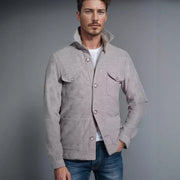 Herren modische Utilityjacke mit praktischen Taschen und elegantem Stehkragen Aliams