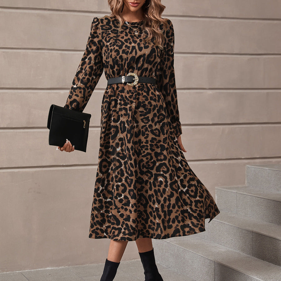 Damen elegantes Maxikleid mit modernem Leopardenmuster und nostalgischen Puffärmeln