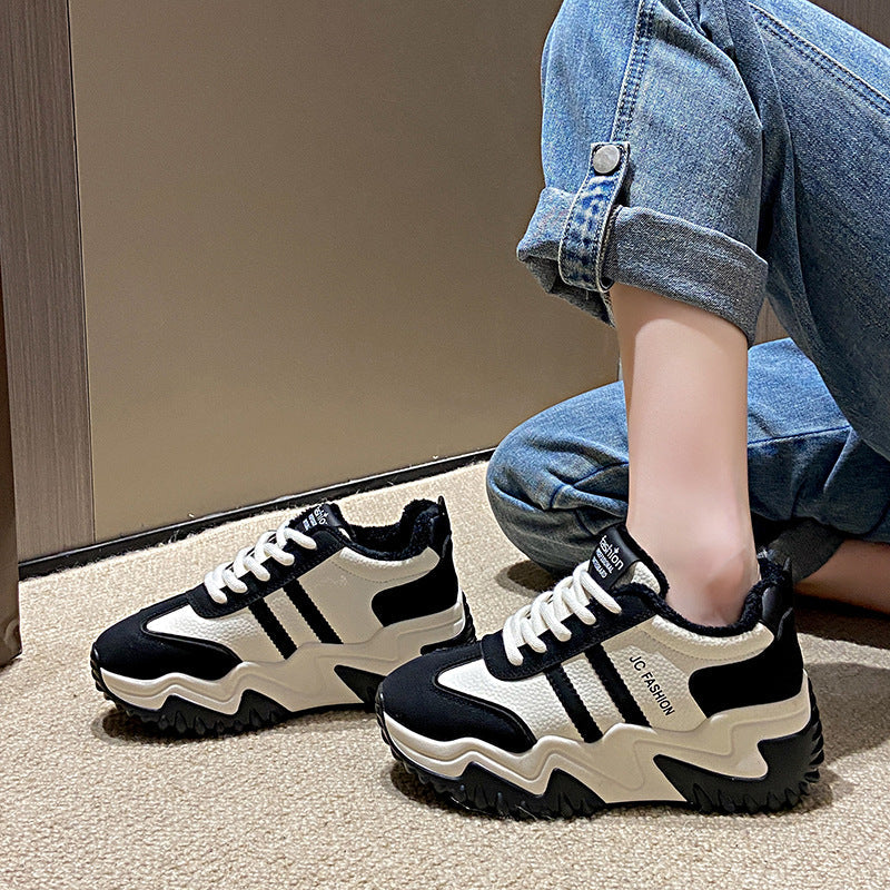 Damen modische Sneakers mit atmungsaktivem Mesh-Obermaterial und dämpfender Laufsohle