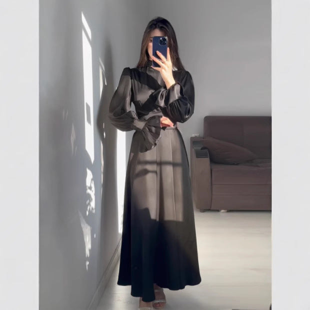 Damen Maxikleid mit weitem Ärmel und raffiniertem Schnitt