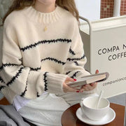 Lena | This Damen-Strickpullover modern und cozy