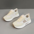 Hellbeige