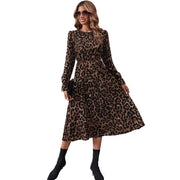 Damen elegantes Maxikleid mit modernem Leopardenmuster und nostalgischen Puffärmeln
