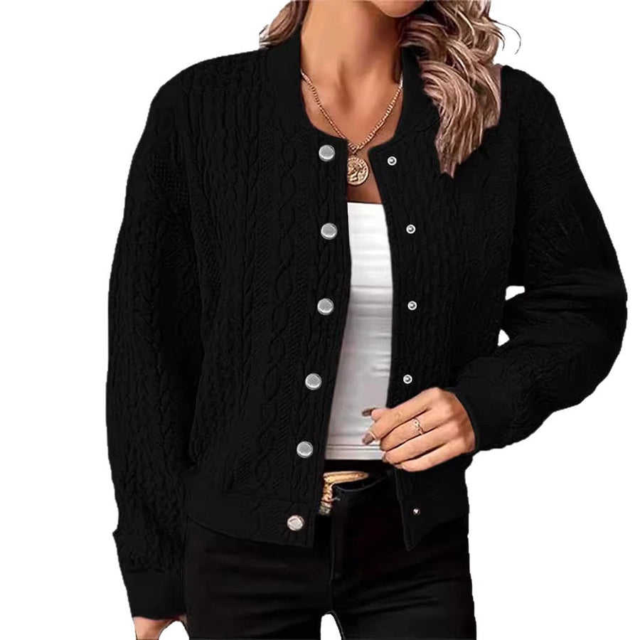 Damen Strickjacke im modernen Zopfmuster mit Druckknopfverschluss