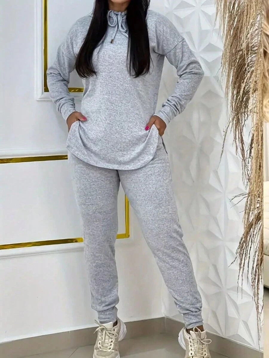 Damen Sportliches Lounge-Set mit Kapuze und praktischen Taschen