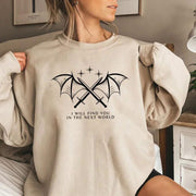 Damen Sweatshirt mit künstlerischem Grafikdesign und inspirierendem Schriftzug
