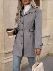 Damen eleganter Trenchcoat mit tailliertem Schnitt und Knopfdetails