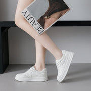 Damen Modische und bequeme Sneakers mit atmungsaktiver Mesh-Oberfläche